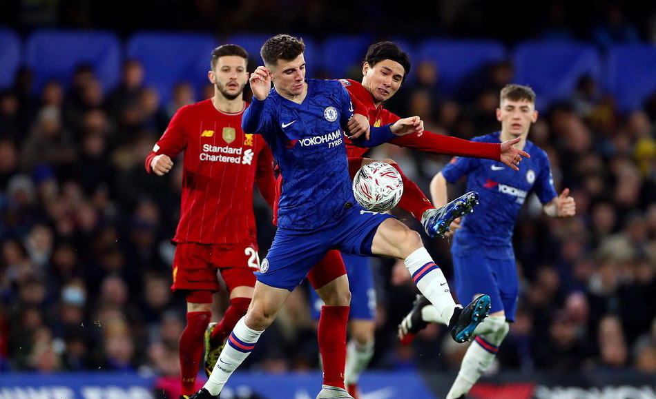 拜仁本赛季12轮保持不败，领跑积分榜，轰入44球，攻防俱佳，明日将迎战柏林联合。