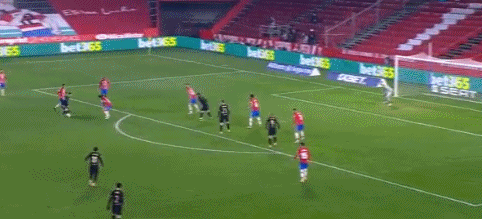 曼联防线稳固零封曼城德比胜利